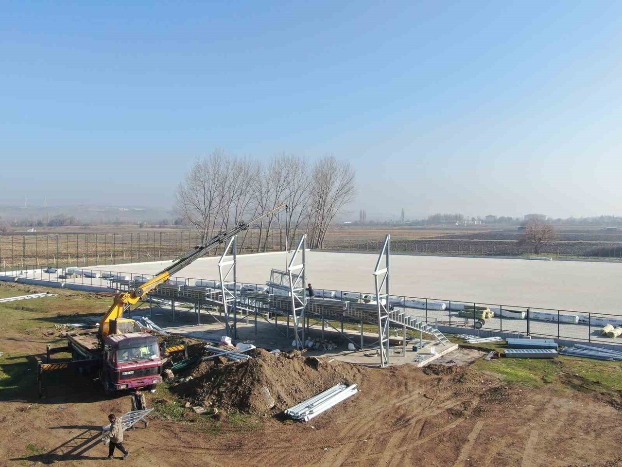 İNÖNÜ BELEDİYESİ, İLÇE GENELİNDE YÜRÜTTÜĞÜ YATIRIM VE HİZMET ÇALIŞMALARINA ARALIKSIZ DEVAM EDİYOR....