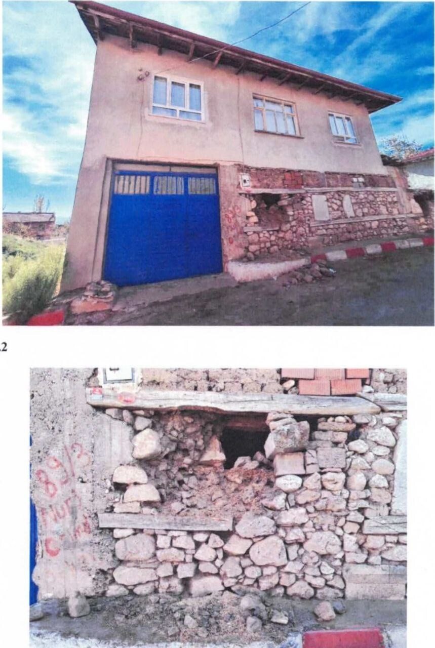 ISPARTA’NIN YALVAÇ İLÇESİNDEKİ BİR KÖYDE MUHTAR VE İKİ KİŞİ, BİR EVİN TEMEL DUVARINDA BULUNAN...