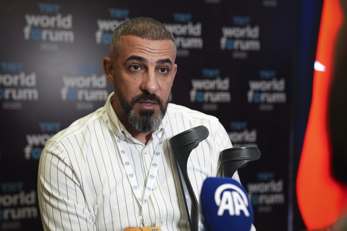 İsrail'in Gazze Şeridi'ne yönelik saldırılarında yaralanarak sağ bacağı ampute edilen TRT Arabi...