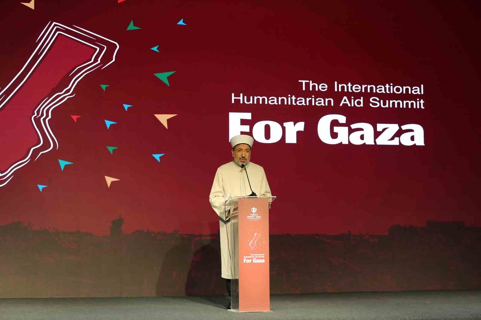 İSTANBUL’DA DÜZENLENEN "ULUSLARARASI GAZZE İNSANİ YARDIM ZİRVESİ"NİN SONUÇ BİLDİRGESİNİ AÇIKLAYAN...