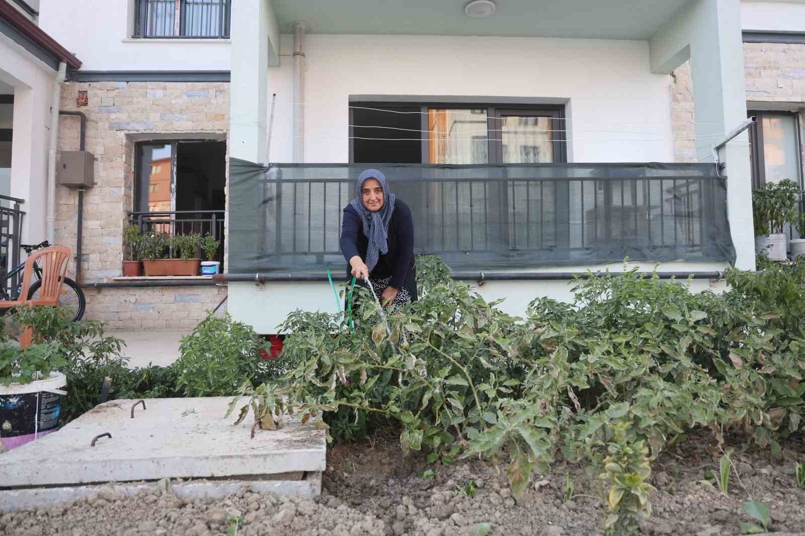 KAHRAMANMARAŞ MERKEZLİ DEPREMLERDE HATAY'DA YUVASI YIKILAN VE 2 BUÇUK YILA YAKIN SÜRE GEÇİCİ YAŞAM...
