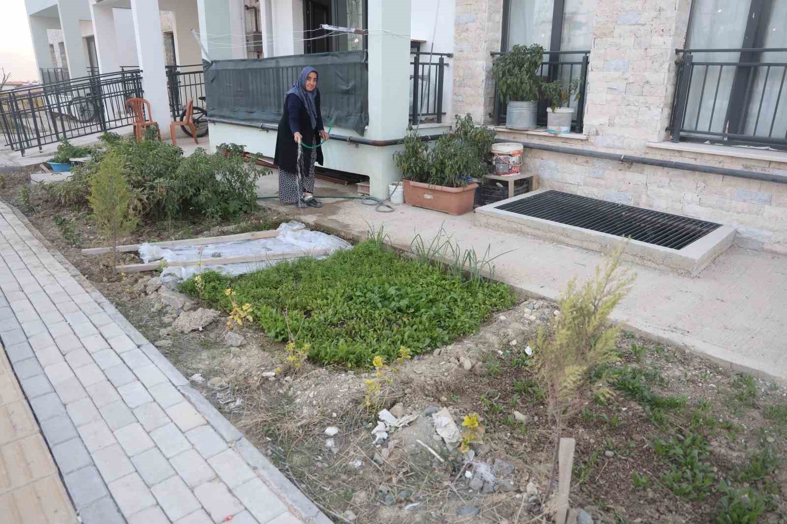 KAHRAMANMARAŞ MERKEZLİ DEPREMLERDE HATAY'DA YUVASI YIKILAN VE 2 BUÇUK YILA YAKIN SÜRE GEÇİCİ YAŞAM...