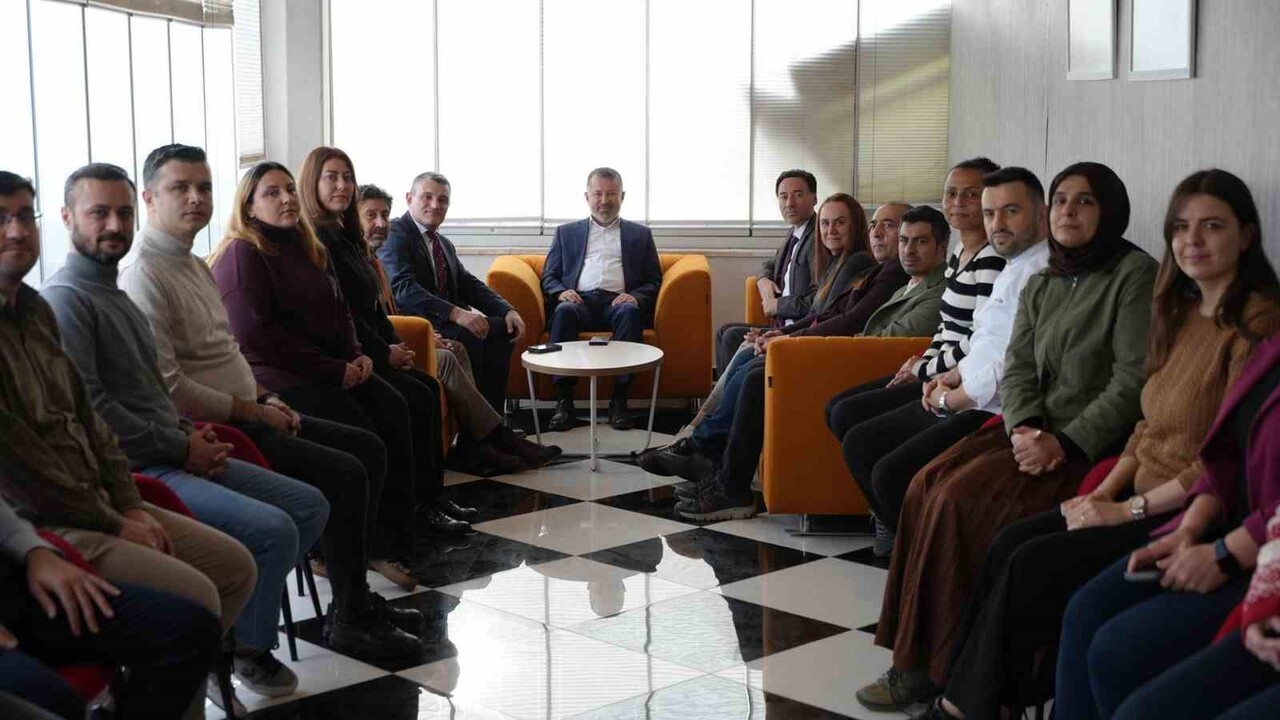 KARABÜK ÜNİVERSİTESİ REKTÖRÜ PROF. DR. FATİH KIRIŞIK, TURİZM FAKÜLTESİNİN 2025-2026 EĞİTİM-ÖĞRETİM...