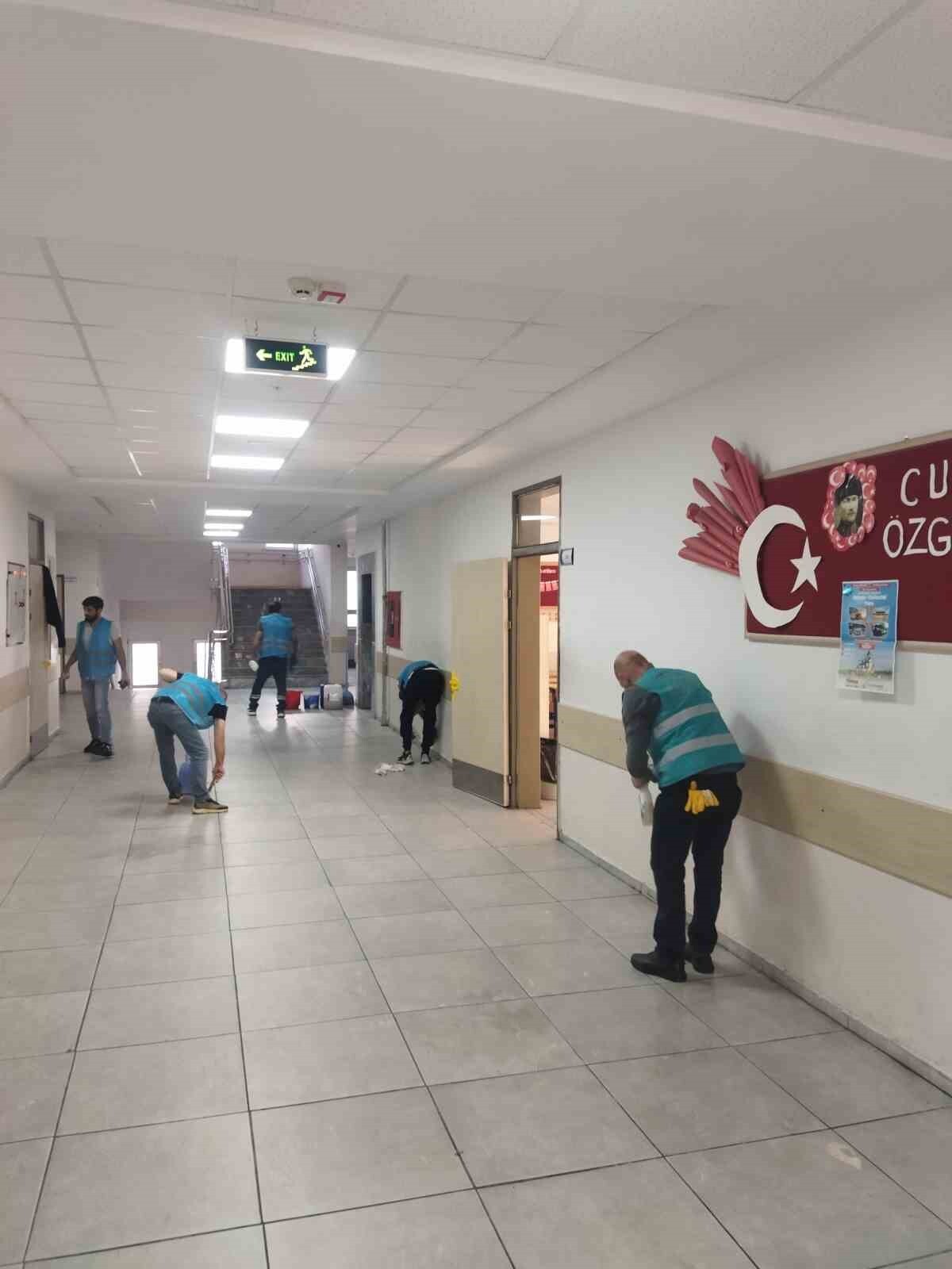 KARŞIYAKA DENETİMLİ SERBESTLİK MÜDÜRLÜĞÜ TARAFINDAN YÜRÜTÜLEN KAMU HİZMETİ ÇALIŞMALARI, ARA TATİL...