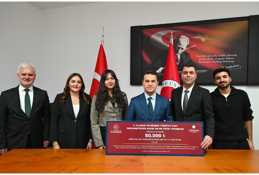 KASTAMONU ÜNİVERSİTESİ REKTÖRÜ PROF. DR. AHMET HAMDİ TOPAL, TEKNOFEST 2025 VE TÜRKİYE 2053 AR-GE...