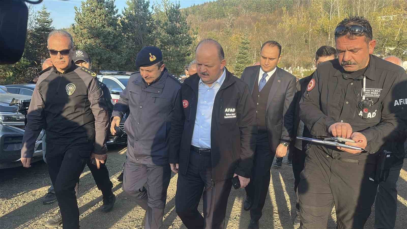 KASTAMONU VALİSİ MEFTUN DALLI, BOZKURT İLÇESİNDE CANSIZ BEDENLERİNE ULAŞILAN ANNE HURİYE HELVACI...