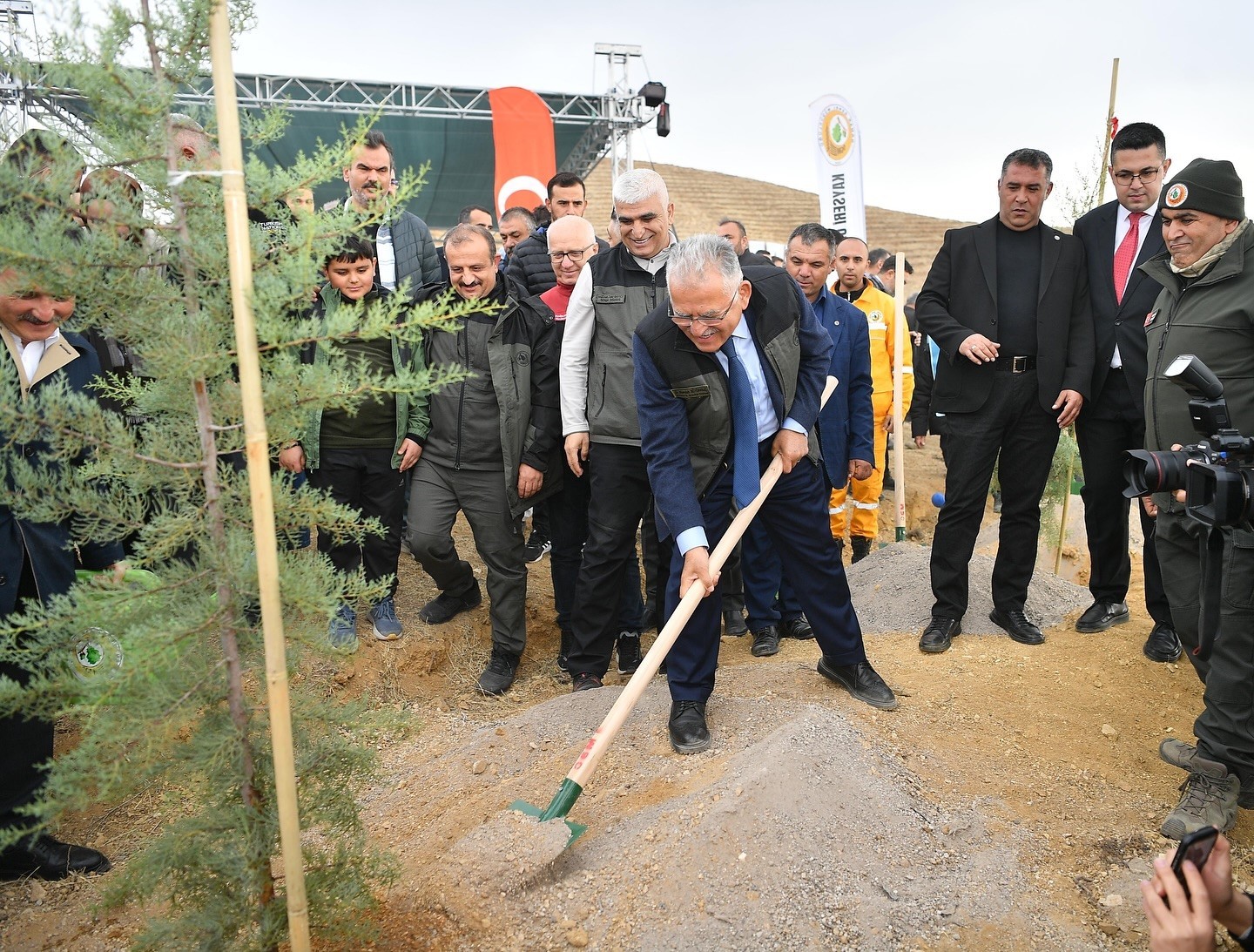 KAYSERİ BÜYÜKŞEHİR BELEDİYE BAŞKANI DR. MEMDUH BÜYÜKKILIÇ BAŞKANLIĞINDAKİ KAYSERİ BÜYÜKŞEHİR...