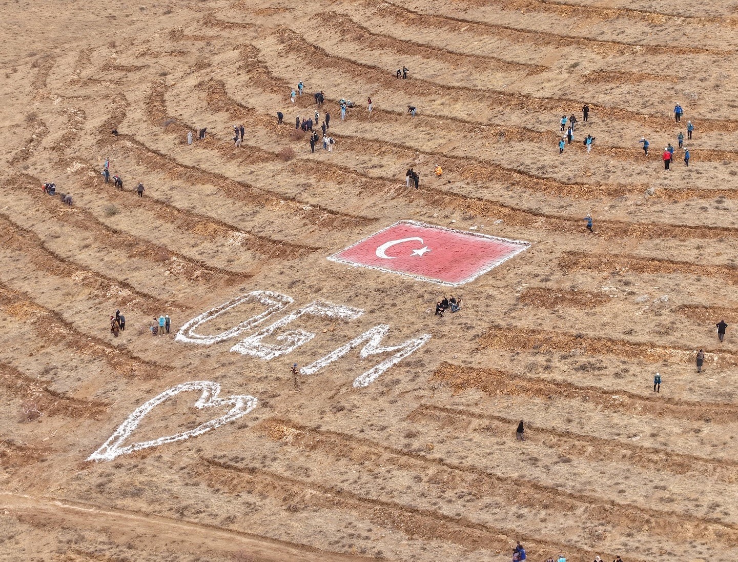 KAYSERİ BÜYÜKŞEHİR BELEDİYE BAŞKANI DR. MEMDUH BÜYÜKKILIÇ, KAYSERİ VALİSİ GÖKMEN ÇİÇEK İLE...