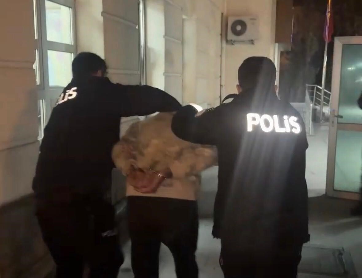 KAYSERİ’DE POLİS EKİPLERİ TARAFINDAN YAPILAN ÇALIŞMALARDA; TEMİZLİK İÇİN GİRDİĞİ EVDEN ZİYNET...