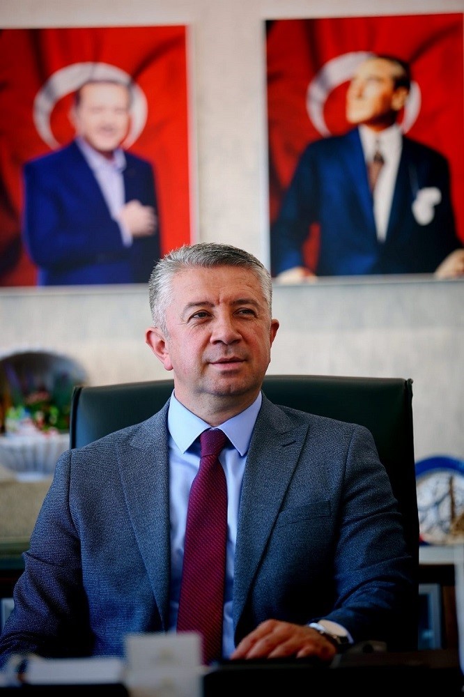 KAYSERİ MOBİLYACILAR ODASI VE KUMSMALL AVM YÖNETİM KURULU BAŞKANI ERCAN SARIKAYA, SON AYLARDA...