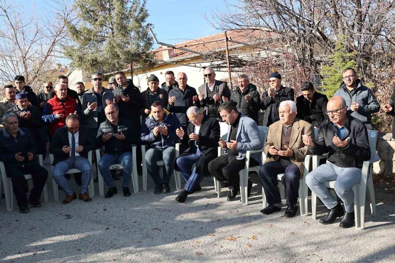 KAYSERİ’NİN MELİKGAZİ İLÇESİNDE OKULDA RAHATSIZLANARAK HAYATINI KAYBEDEN 2. SINIF ÖĞRENCİSİ AHMET...