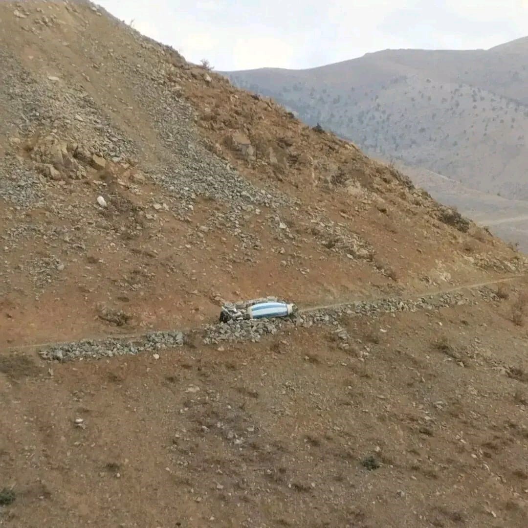 KAYSERİ’NİN YAHYALI İLÇESİNDE BETON MİKSERİNİN DAĞIN YAMACINDA YUVARLANMASI SONUCU MEYDANA GELEN...