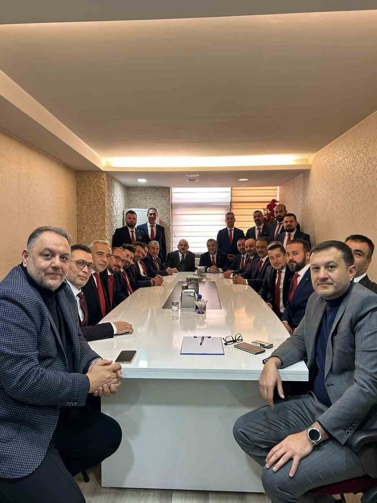 KAYSERİ SARRAFLAR VE KUYUMCULAR DERNEĞİ'NDE DÜZENLENEN SEÇİMLİ OLAĞAN GENEL KURUL'DA BAŞKANLIĞA...