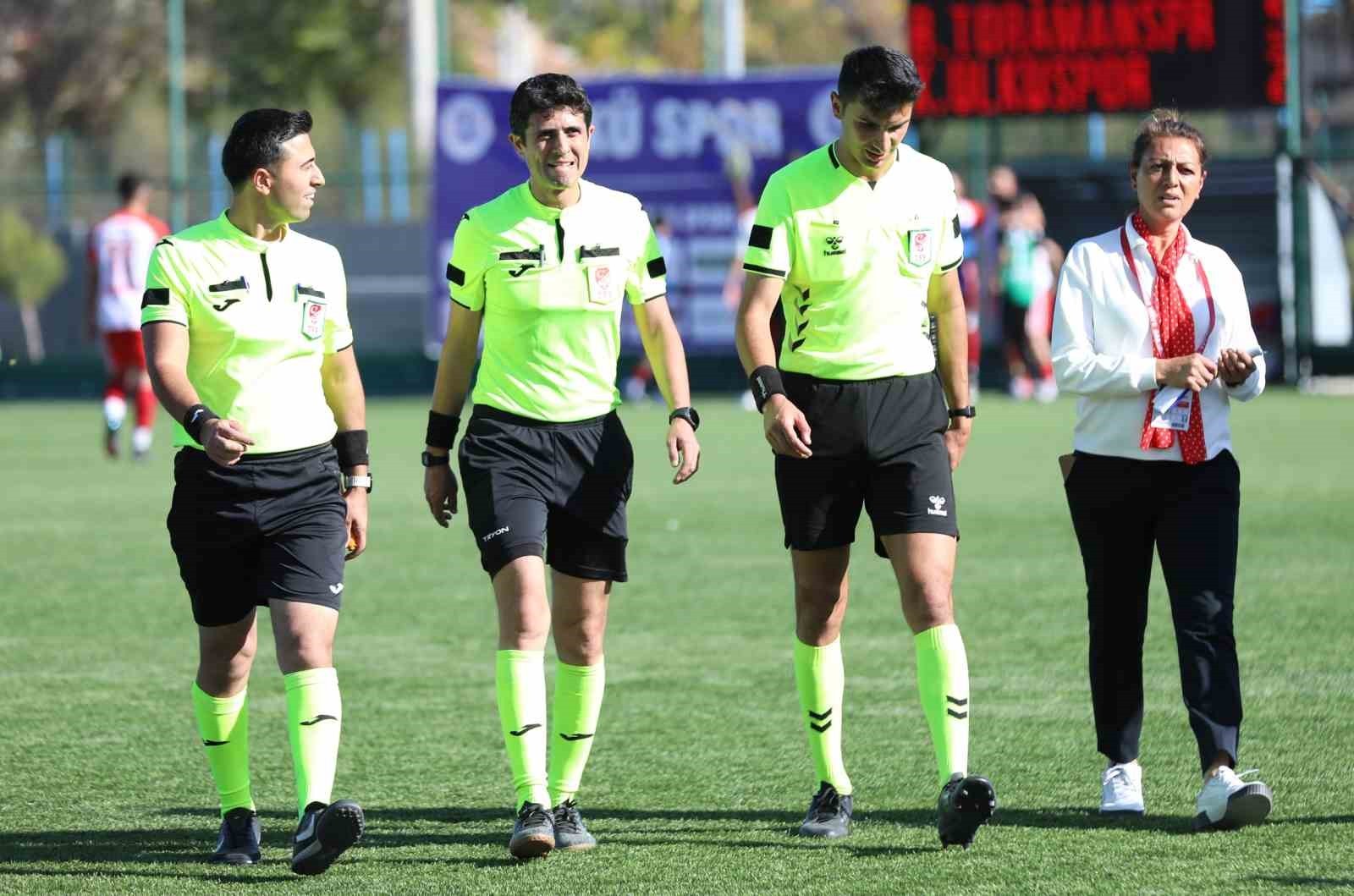 KAYSERİ ŞEKER MUSTAFA KILIÇ SÜPER AMATÖR KÜME’DE 8. HAFTADA DÜDÜK ÇALACAK HAKEMLER BELLİ...