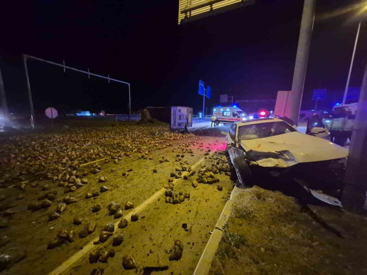 KAZANIN MEYDANA GELDİĞİ YERDEN ARAÇLARDAN GÖRÜNTÜ