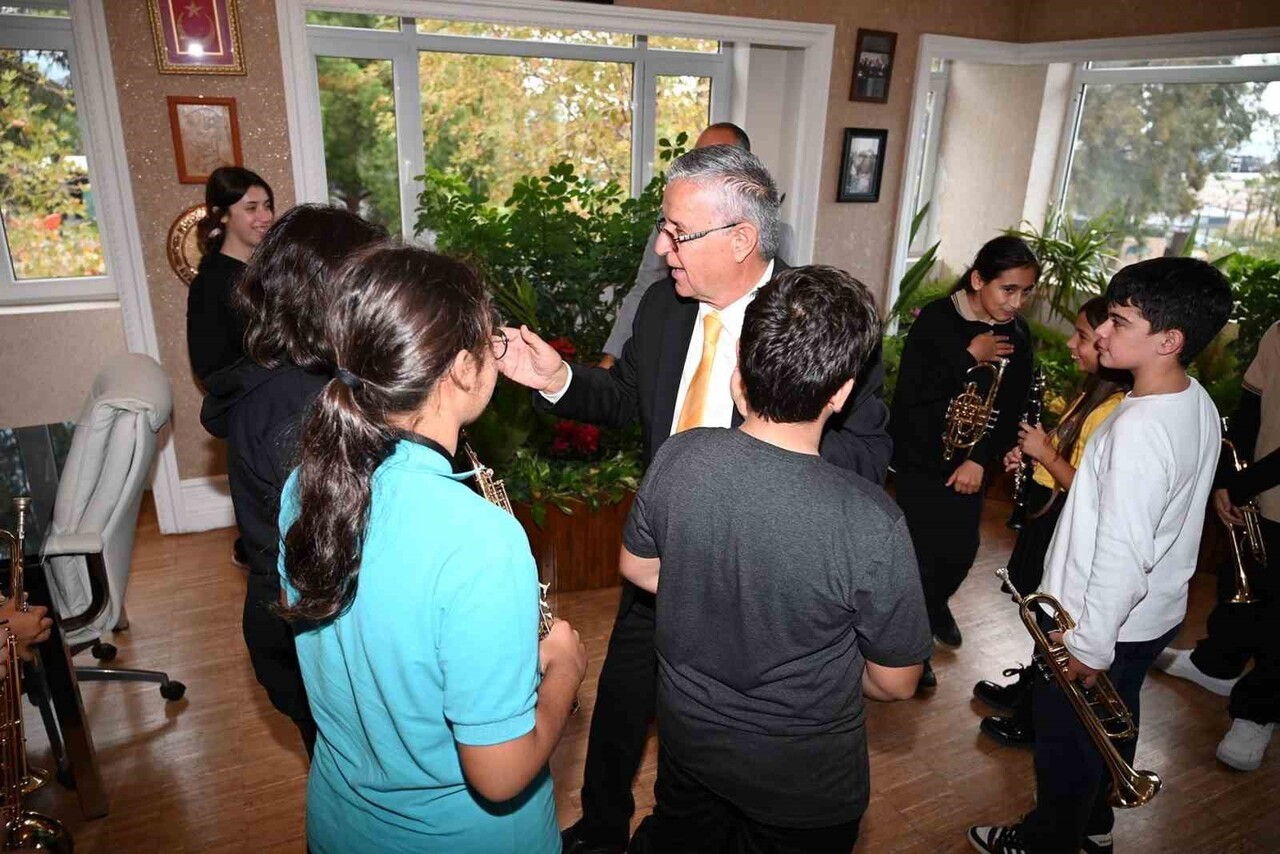 KEMER BELEDİYESİ ATSO EĞİTİM VE SANAT MERKEZİ’NDE ÜCRETSİZ MÜZİK EĞİTİMİ ALAN KEMER BELEDİYESİ...