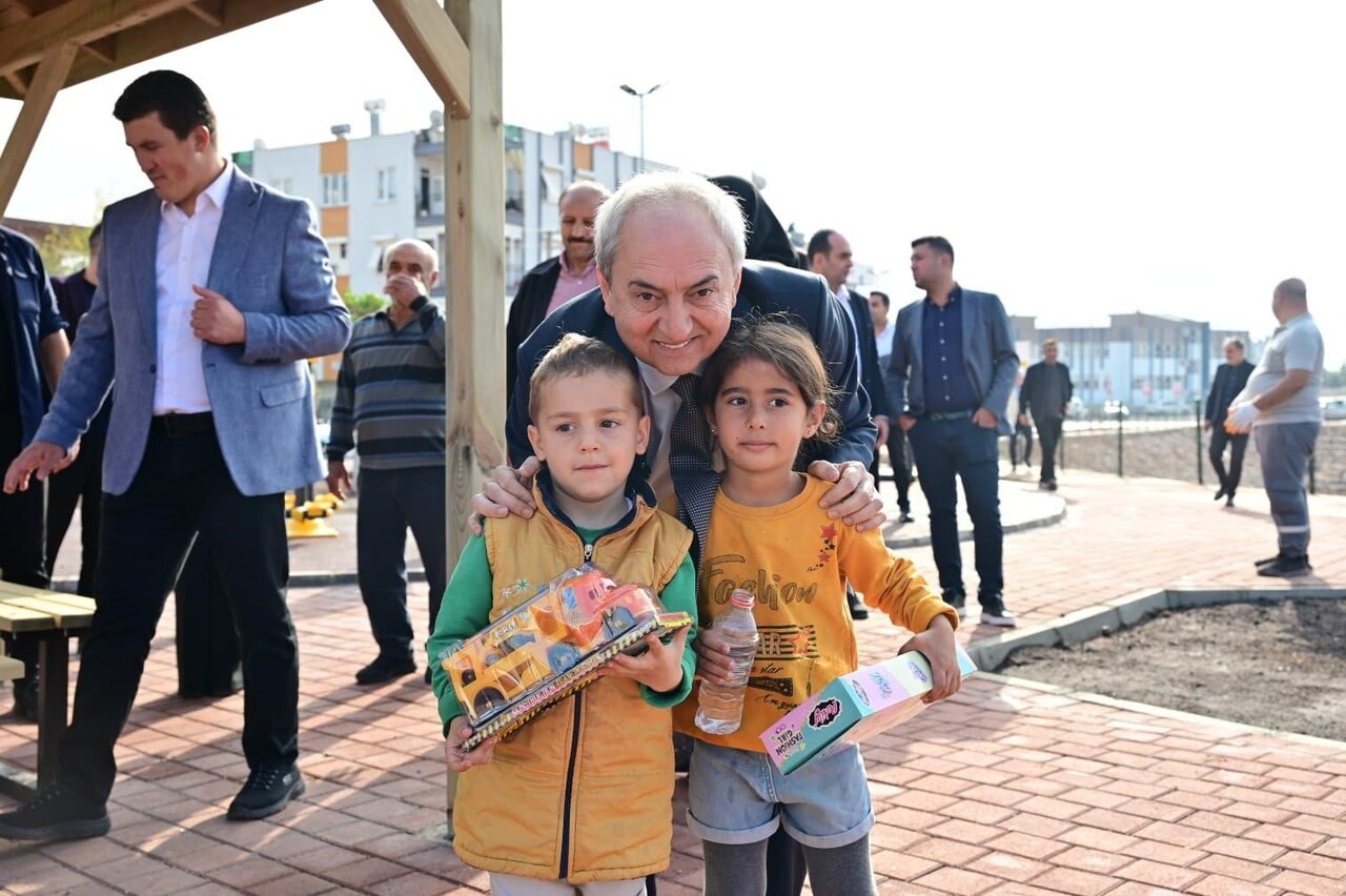 KEPEZ BELEDİYE BAŞKANI MESUT KOCAGÖZ, 5 BİN 661 METREKARELİK YENİ PARK ALANINI İNCELEDİ.