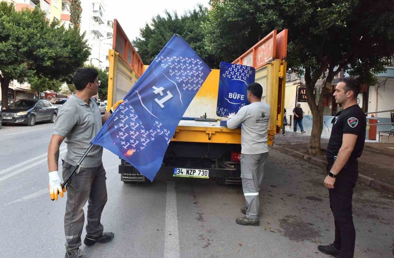 KEPEZ BELEDİYESİ ZABITA EKİPLERİ, MEHMET AKİF CADDESİ’NDE İŞ YERLERİ TARAFINDAN YOL VE KALDIRIMA...