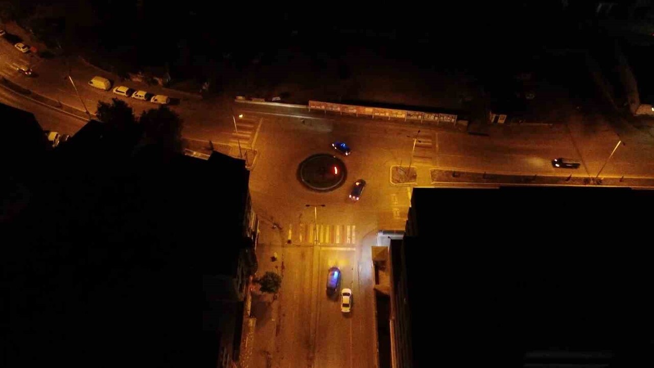 KIRIKKALE'DE POLİS VE JANDARMA EKİPLERİNİN EŞ ZAMANLI DÜZENLEDİĞİ 'ŞAFAK' OPERASYONUNDA...