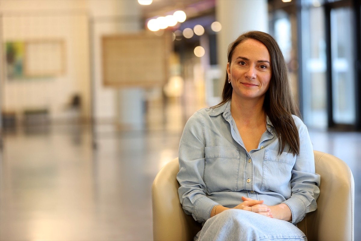 Kırklareli'nin Lüleburgaz ilçesinde yaşayan Ebru Beltan, 2 yıllık tedavinin ardından akciğer...