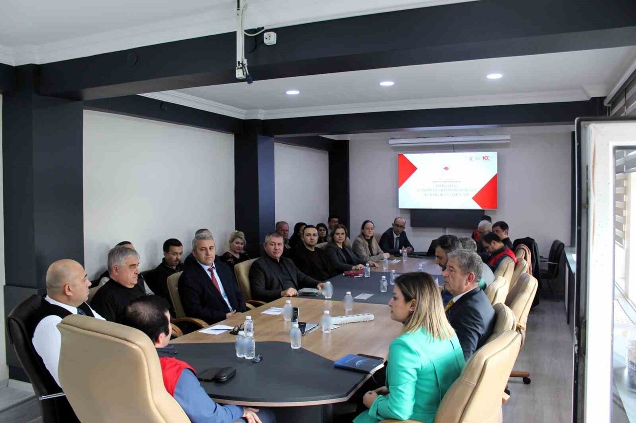 KIRKLARELİ TARIMSAL KURAKLIK İL KRİZ MERKEZİ TOPLANTISI, VALİ YARDIMCISI DR. HASAN TANRISEVEN...