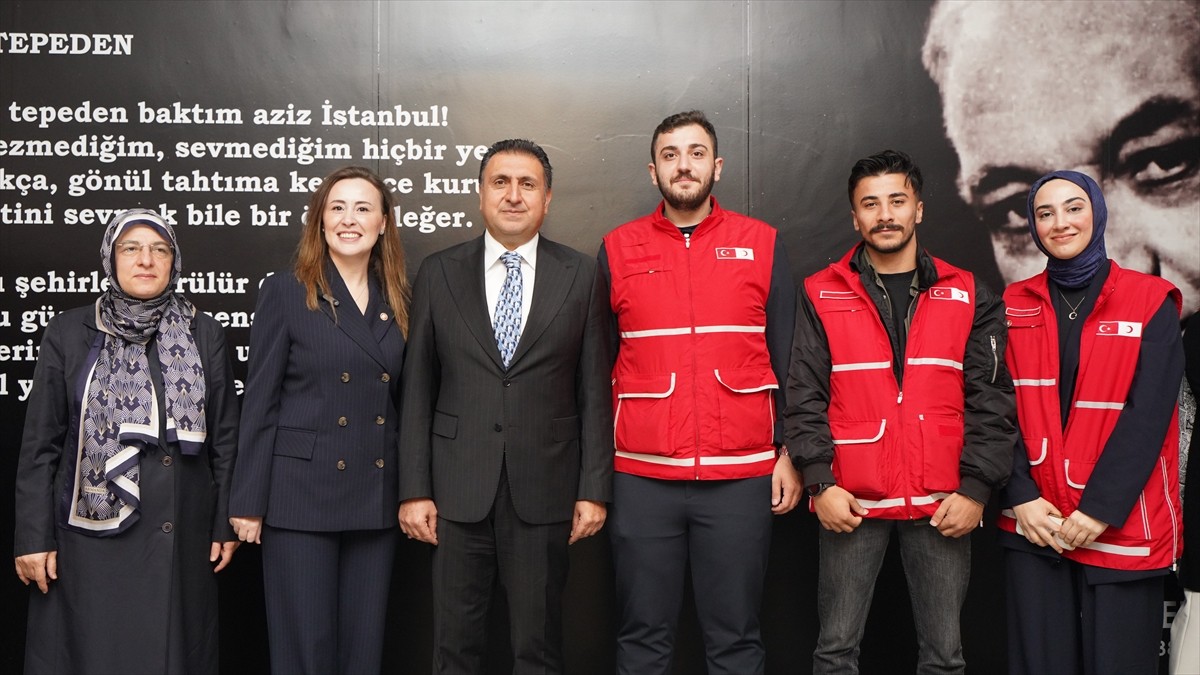 Kızılay Haftası kapsamında, İstanbul Milli Eğitim Müdürlüğü ve İstanbul Kızılay Şubesi...