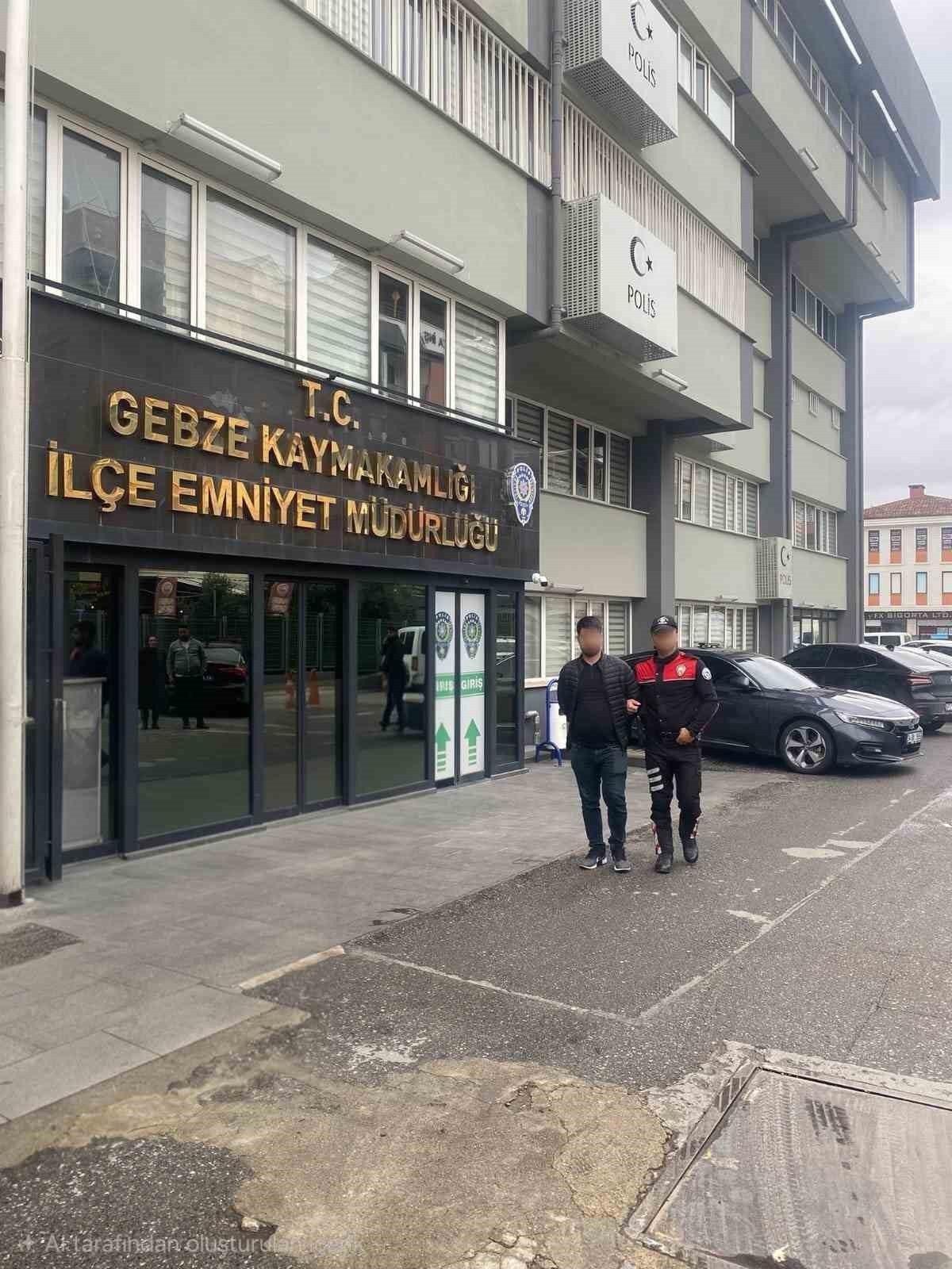 KOCAELİ'NİN GEBZE İLÇESİNDE HAKLARINDA "BİLİŞİM SİSTEMLERİYLE HIRSIZLIK" VE "NİTELİKLİ SİLAH...