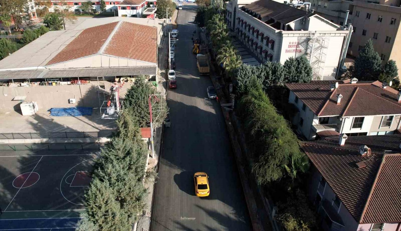 KOCAELİ BÜYÜKŞEHİR BELEDİYESİ, KENT GENELİNDEKİ ULAŞIM AĞINI MODERNLEŞTİRMEK AMACIYLA YÜRÜTTÜĞÜ...