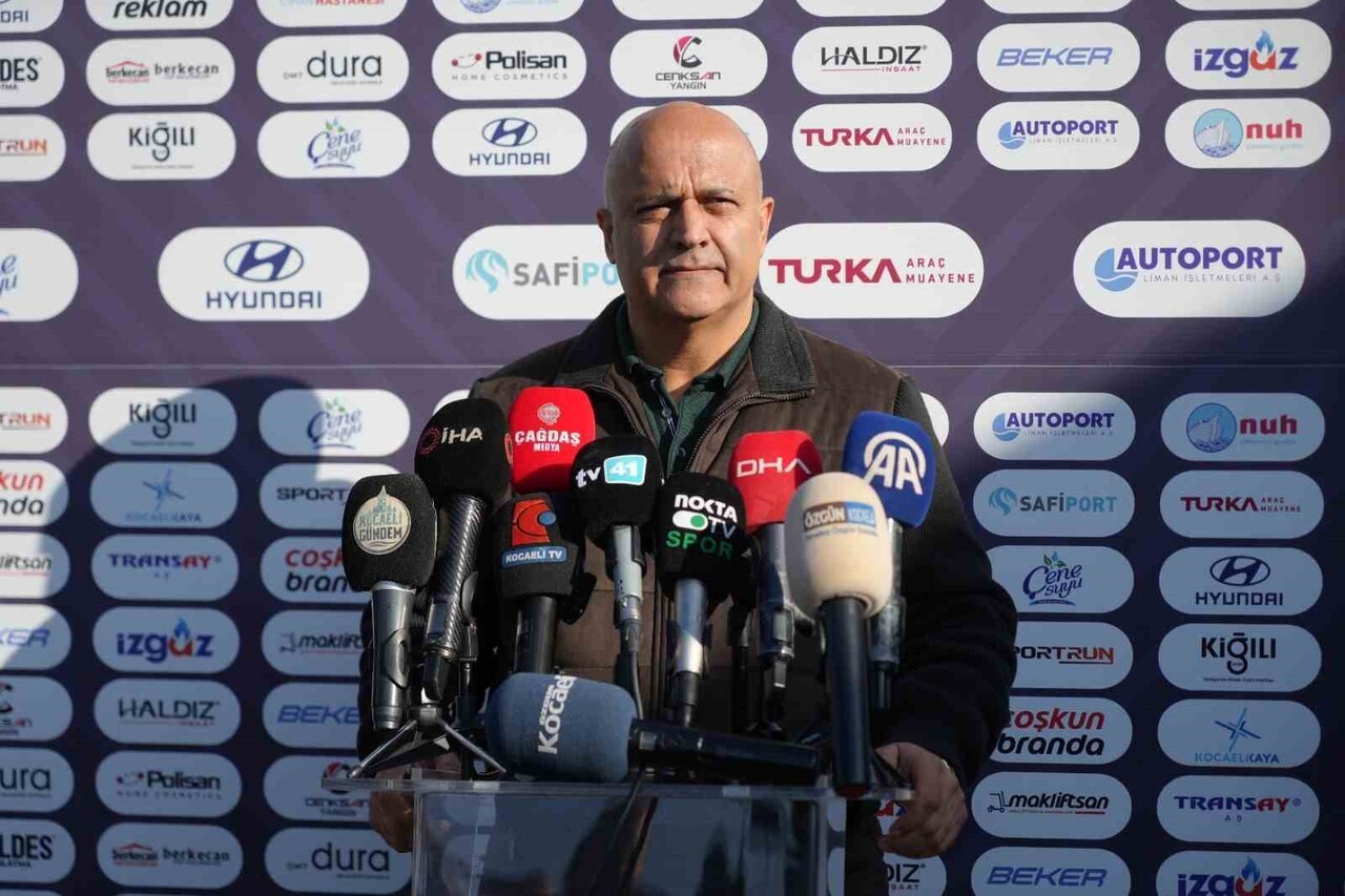 KOCAELİSPOR KULÜP BAŞKANI RECEP DURUL KULÜBÜN SON DURUMUYLA İLGİLİ AÇIKLAMALARDA BULUNDU.