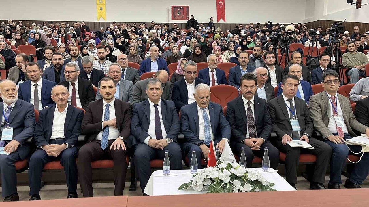 KONYA'DA SELÇUK ÜNİVERSİTESİ TARAFINDAN 7. ULUSLARARASI MATURİDİLİK SEMPOZYUMU DÜZELENDİ.