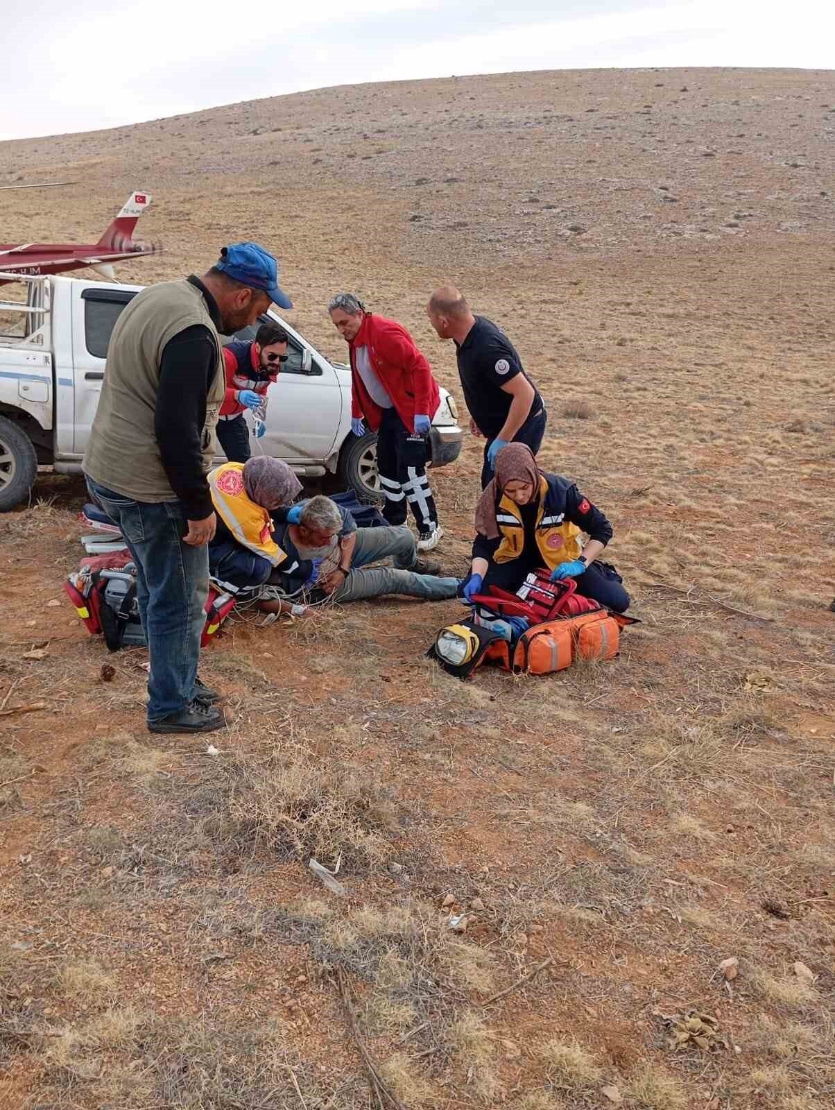 KONYA’NIN ILGIN İLÇESİNDE ÇOBANLIK YAPAN KADİR BULUT, DAĞLIK ALANDA KALP KRİZİ GEÇİRMESİ SONRASI...