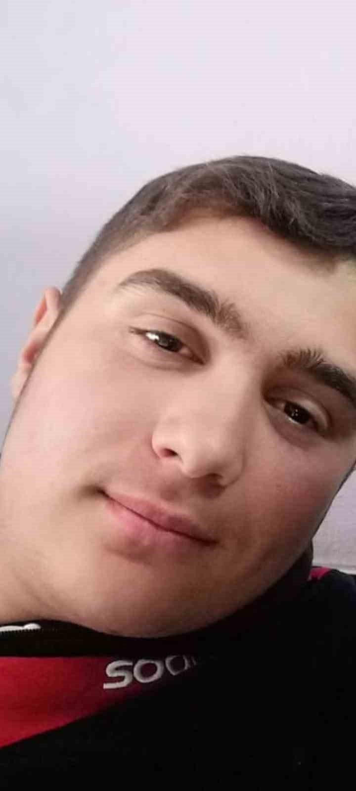 KONYA’NIN KARAPINAR İLÇESİNDE 18 EKİM’DE MEYDANA GELEN TRAFİK KAZASINDA AĞIR YARALANAN MOTOSİKLET...