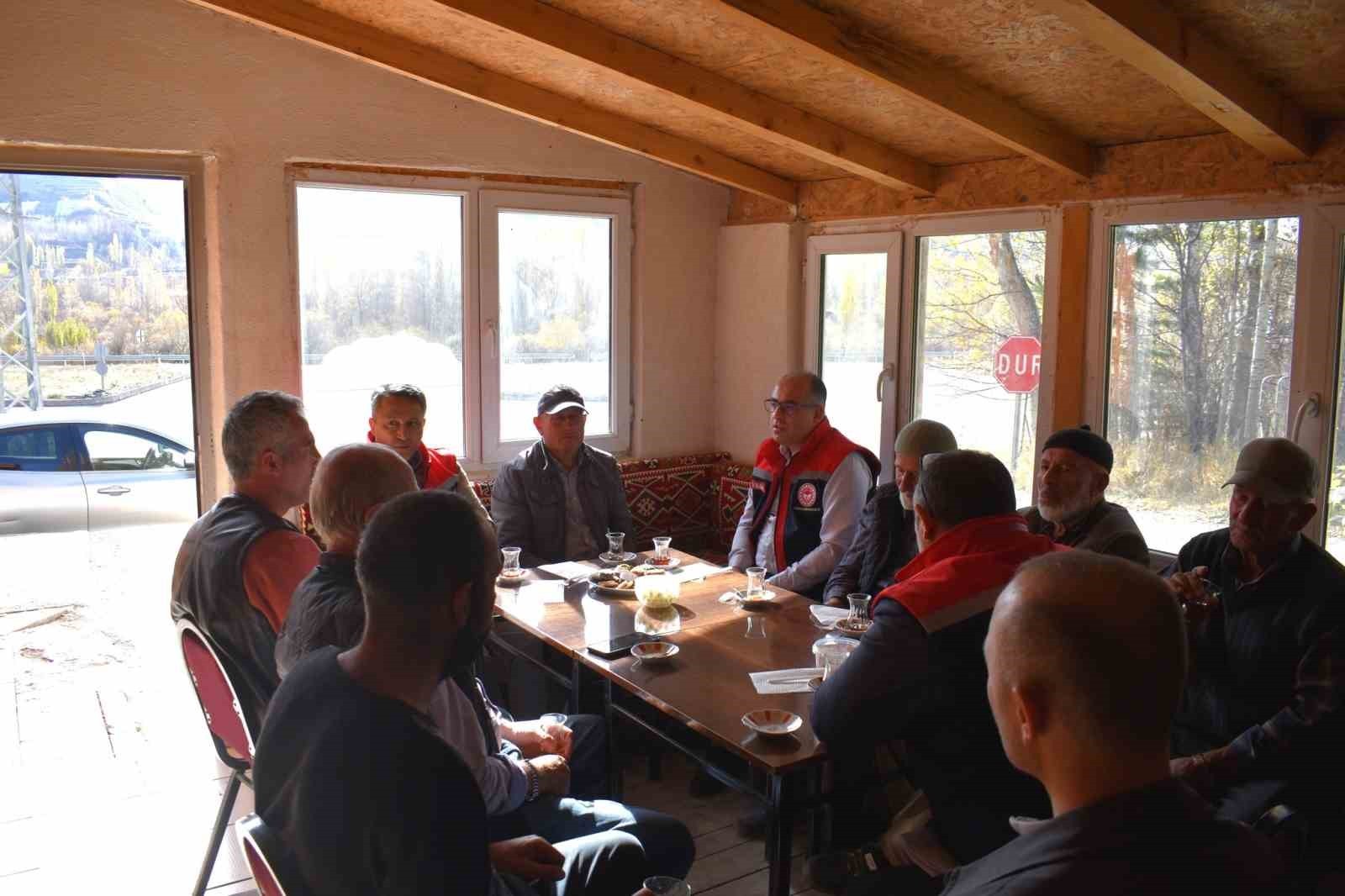 ‘KÖYLERDE BULUŞUYORUZ, TARIMI KONUŞUYORUZ’ PROJESİ KAPSAMINDA ÜRETİCİLERLE BULUŞMALAR DEVAM...