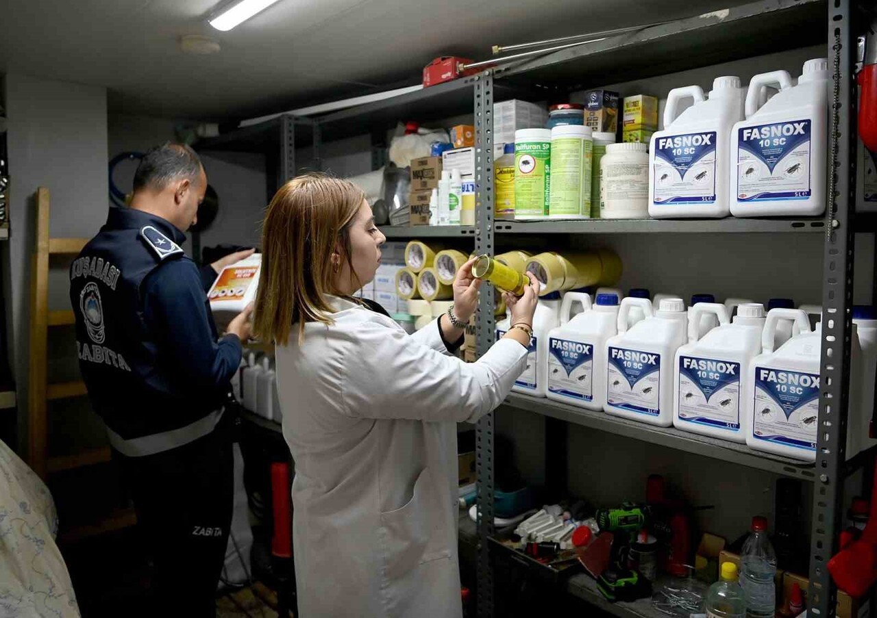 KUŞADASI BELEDİYESİ HALK SAĞLIĞINI TEHLİKEYE ATAN İHMALLERE GEÇİT VERMİYOR