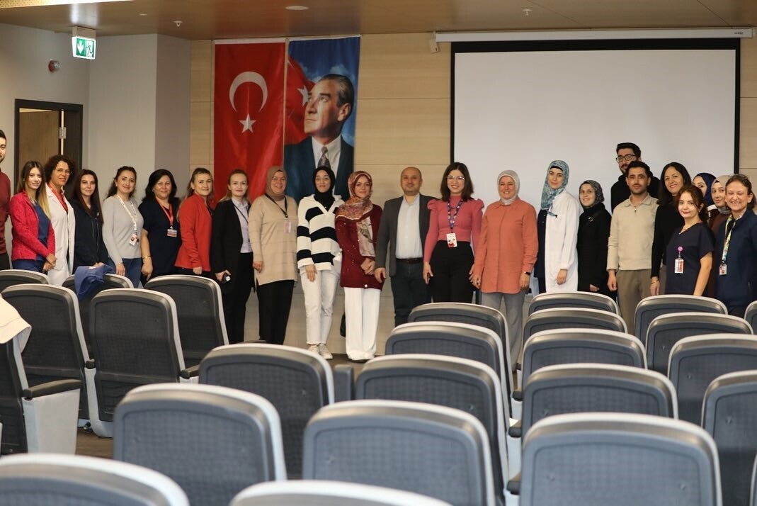 KÜTAHYA ŞEHİR HASTANESİNDE YOĞUN BAKIM HEMŞİRELİĞİ SERTİFİKALI EĞİTİM PROGRAMI