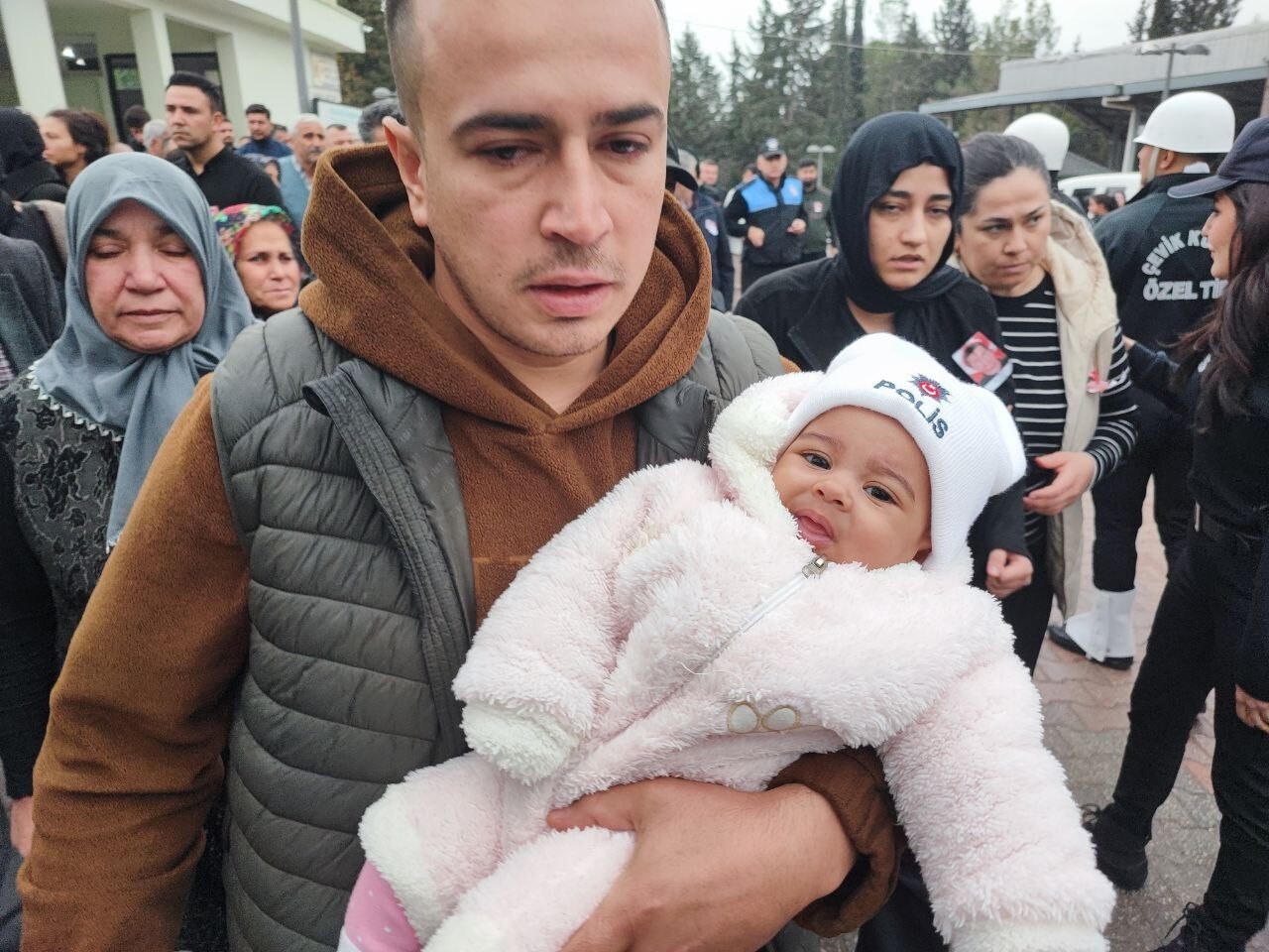 LÖSEMİ HASTALIĞINA YENİK DÜŞEN ADANA'NIN KOZAN İLÇE EMNİYET MÜDÜRLÜĞÜ TRAFİK DENETLEME BÜRO...