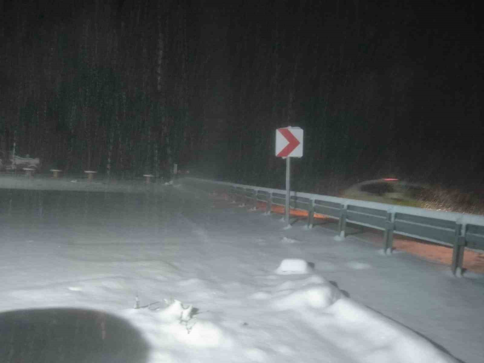 MALATYA’DA KAR ULAŞIMI OLUMSUZ ETKİLEDİ