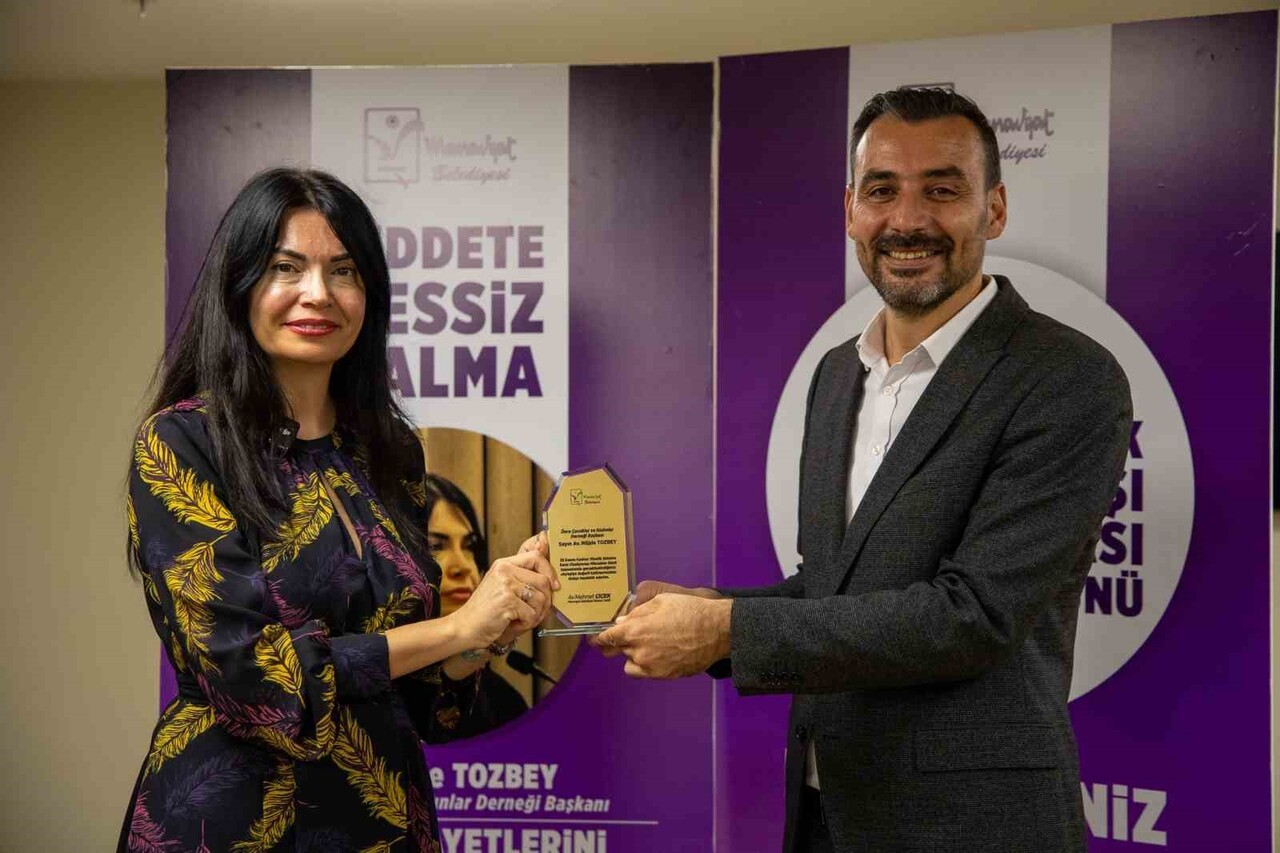 MANAVGAT BELEDİYESİ, 25 KASIM KADINA YÖNELİK ŞİDDETE KARŞI ULUSLARARASI MÜCADELE GÜNÜ KAPSAMINDA...