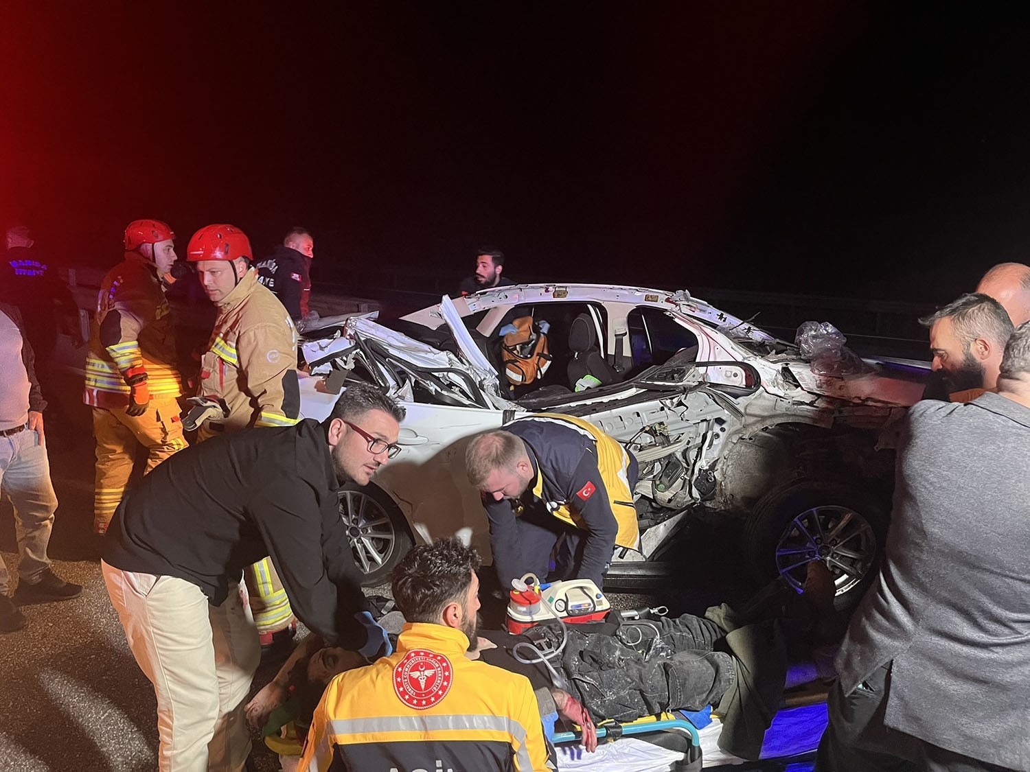 MANİSA’NIN KULA İLÇESİNDE SEYİR HALİNDEKİ OTOMOBİL SÜRÜCÜSÜNÜN DİREKSİYON HAKİMİYETİNİ KAYBETMESİ...