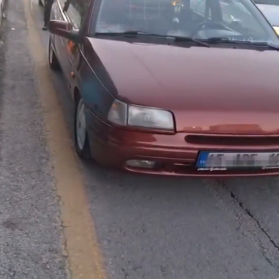 MANİSA POLİSİ 5 GÜNDE 2 BİNDEN FAZLA ARACI DENETLEYEREK, ABARTI EGZOZ VE YÜKSEK SES YAPAN 309...