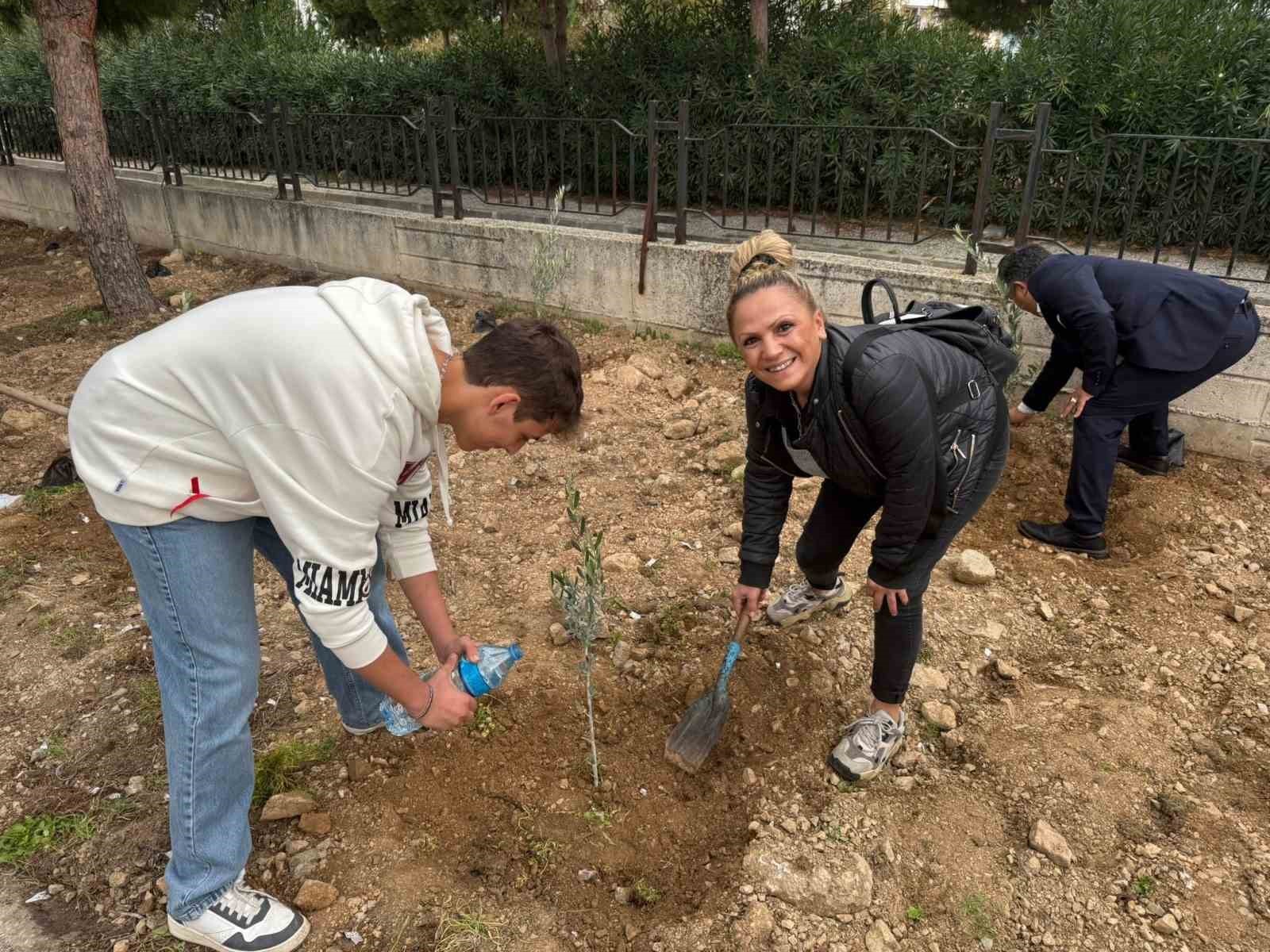 MANİSA TİCARET BORSASI ANADOLU LİSESİ, TÜRKİYE YÜZYILI MAARİF MODELİ’NİN 'İNSAN, TABİAT VE TOPLUM...