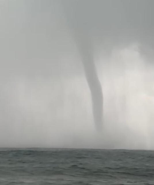 MARMARİS’TE DEV HORTUM