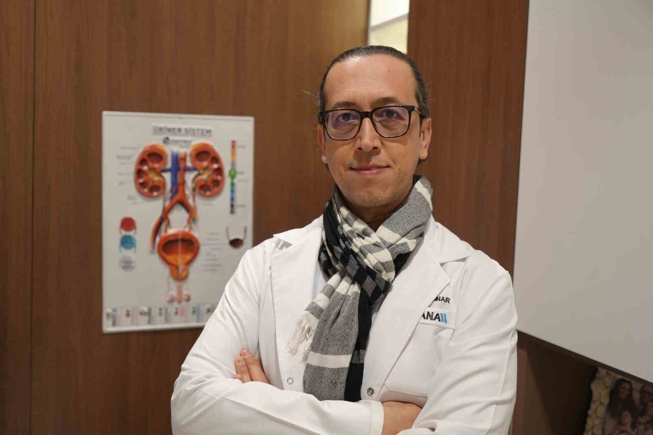 MEDİCANA INTERNATİONAL SAMSUN HASTANESİ ÜROLOJİ UZMANI DOÇ. DR. ÖNDER ÇINAR, PROSTAT KANSERİNİN...