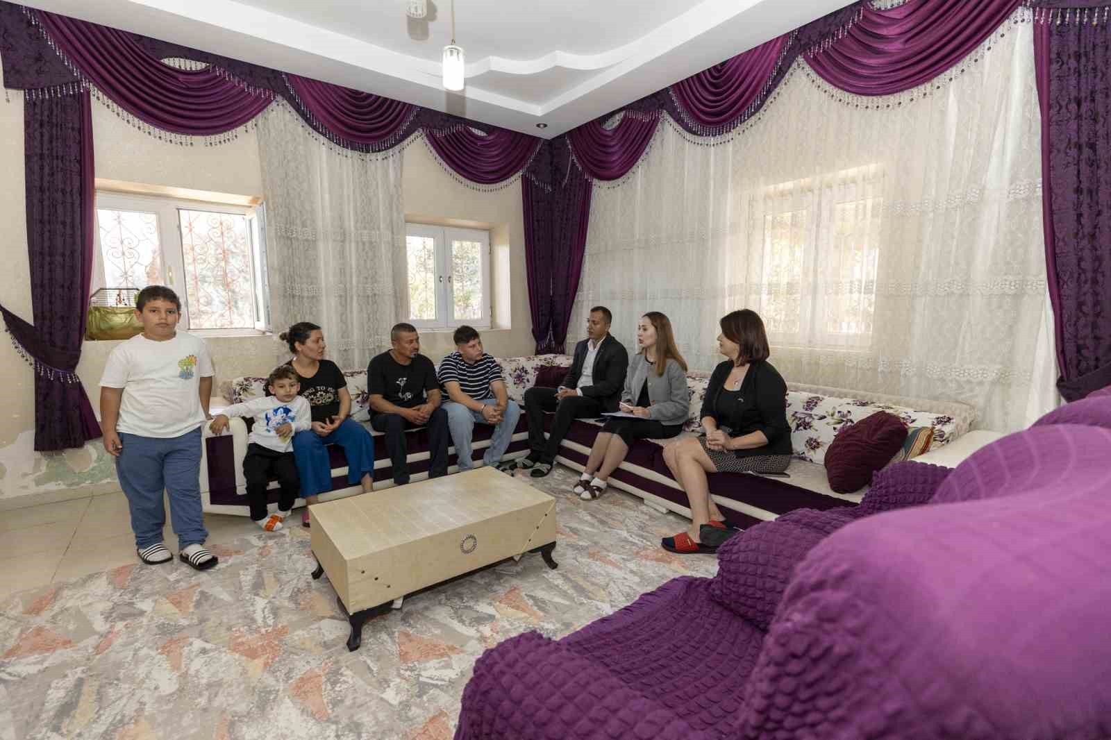 MERSİN BÜYÜKŞEHİR BELEDİYESİ, EĞİTİM VE ÖĞRETİMİ DESTEKLEME KURS MERKEZLERİ ARACILIĞIYLA...