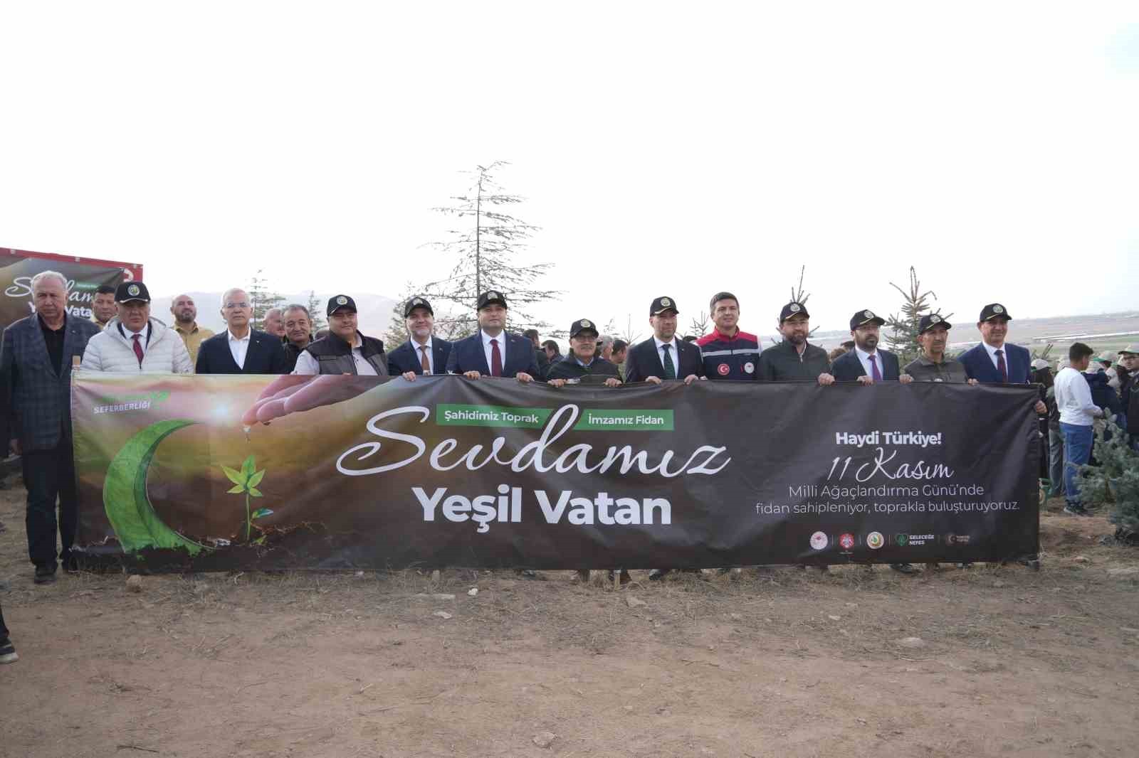 ’MİLLİ AĞAÇLANDIRMA GÜNÜ’ ETKİNLİKLERİ ÇERÇEVESİNDE NİĞDE’DE FİDAN DİKİMİ...