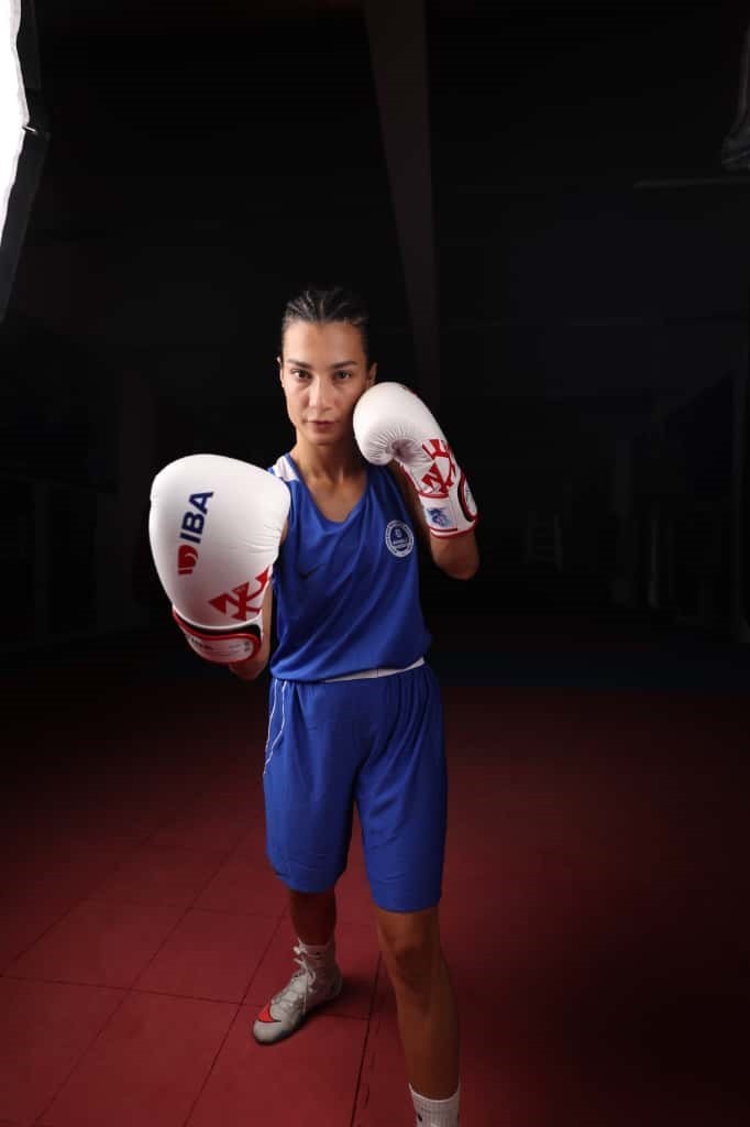 MİLLİ BOKSÖR AYŞEN TAŞKIN, SUUDİ ARABİSTAN'IN BAŞKENTİ RİYAD'DA DÜZENLENEN 6. İSLAMİ DAYANIŞMA...