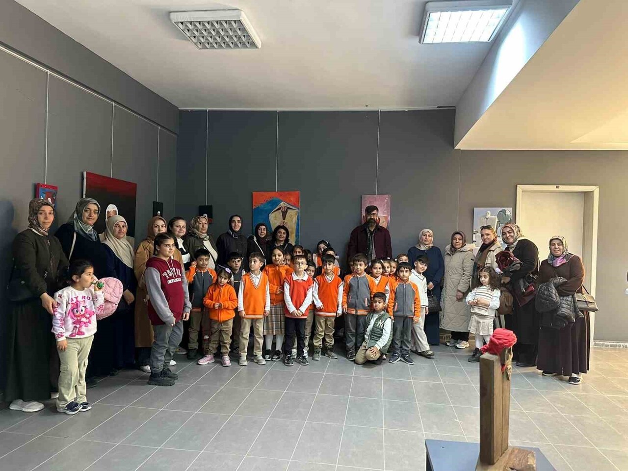 MODERN ÇOBAN SERGİ İLGİ ODAĞI OLDU