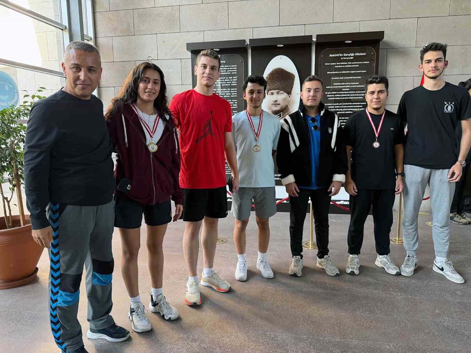 MSKÜ SPOR BİLİMLERİ FAKÜLTESİ 29 EKİM KUTLAMALARI KAPSAMINDA DÜZENLEDİĞİ SPOR MÜSABAKALARIYLA DOLU...