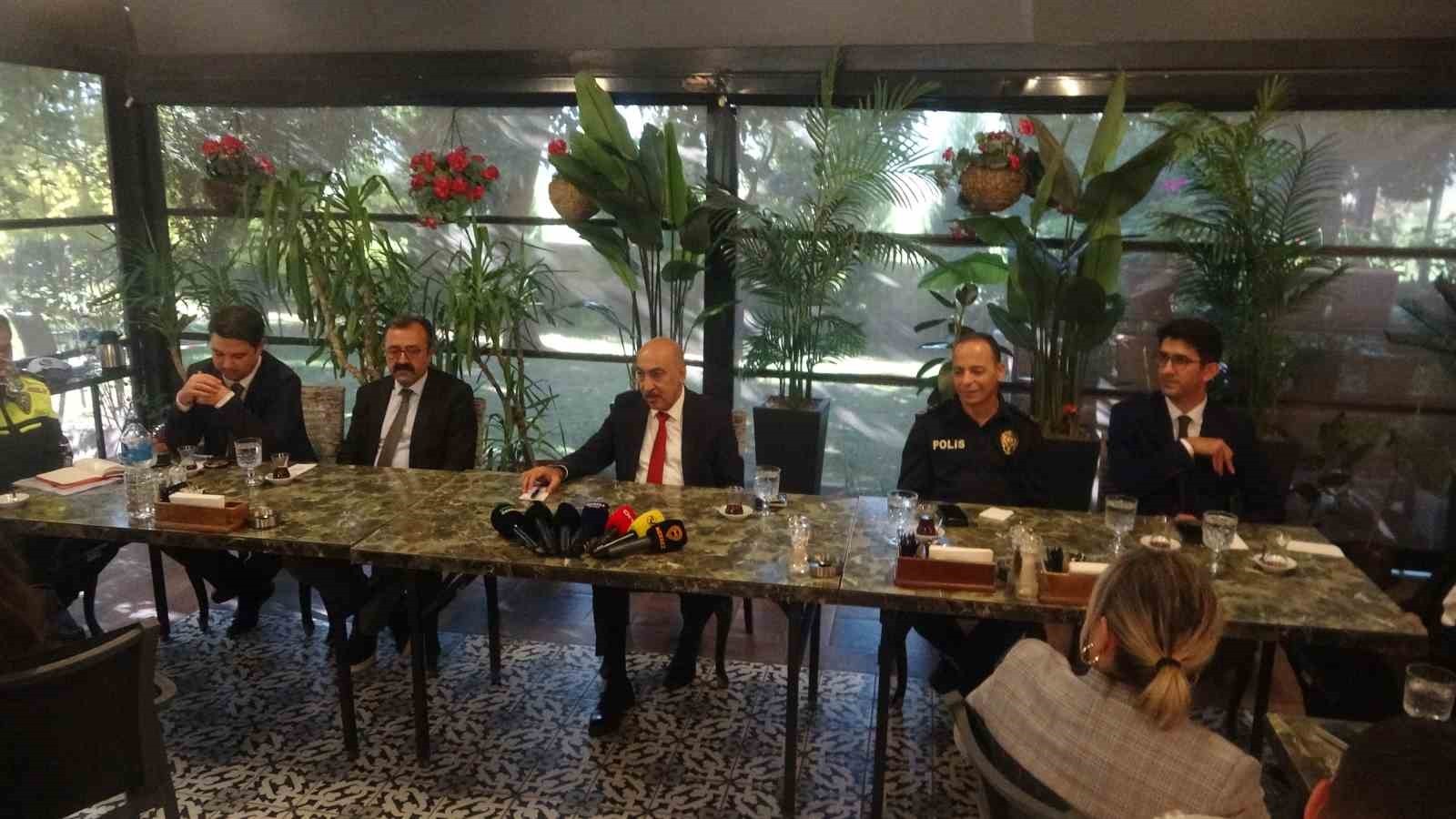 MUĞLA EMNİYET MÜDÜRÜ KARADENİZ: "HİZMETLERİ HEP BERABER YAPACAĞIZ"