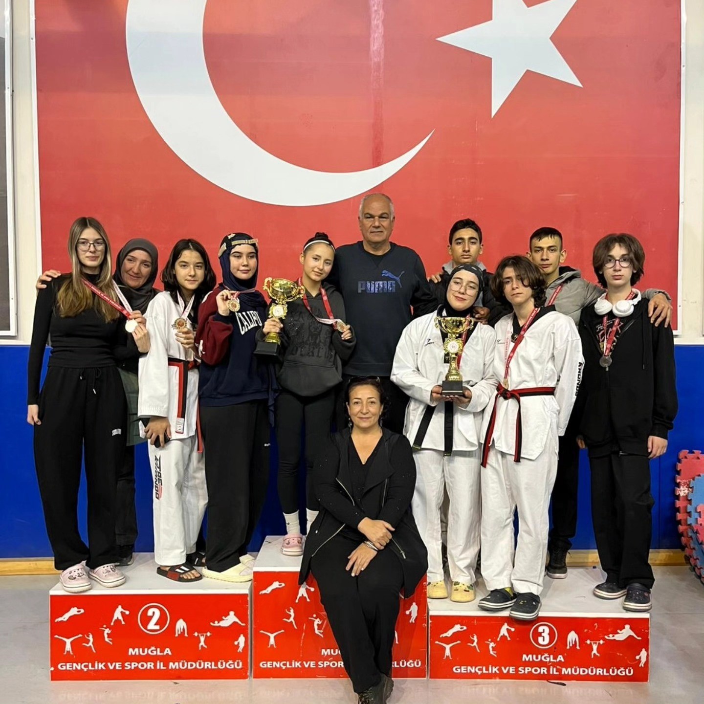 MUĞLA’NIN KÖYCEĞİZ İLÇESİ TAEKWONDO TAKIMI YATAĞAN İLÇESİNDE YAPILAN 29 EKİM CUMHURİYET KUPASI...